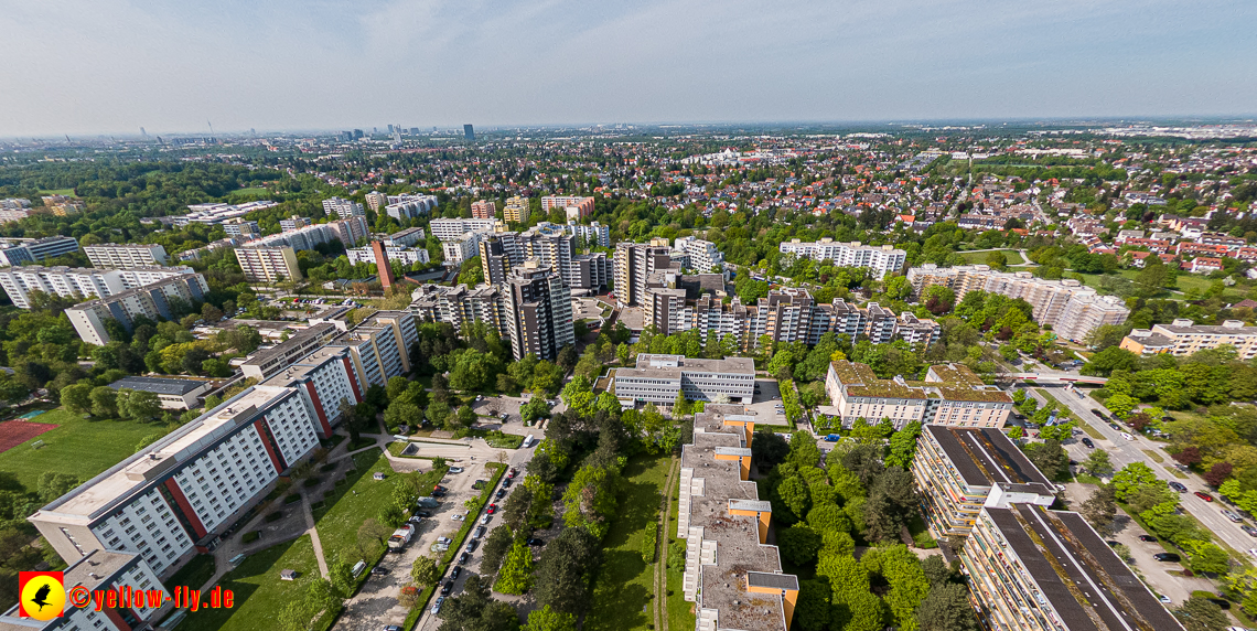 09.05.2023 - Marx-zentrum mit Karl-Marx-Ring 52-62 und 53-57 in Neuperlach